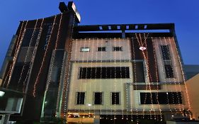 Treebo Red Petal Jalandhar